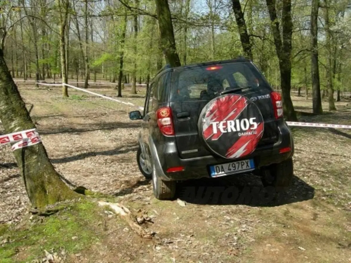 Daihatsu Terios (5)