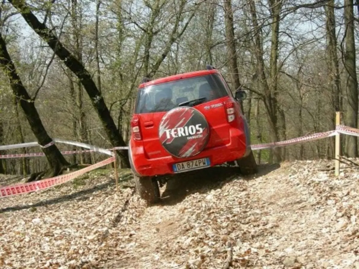 Daihatsu Terios (7)