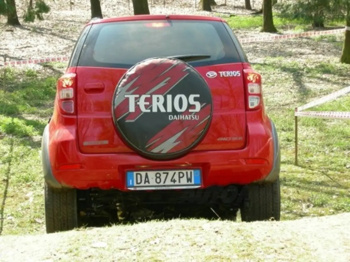 Daihatsu Terios (10)