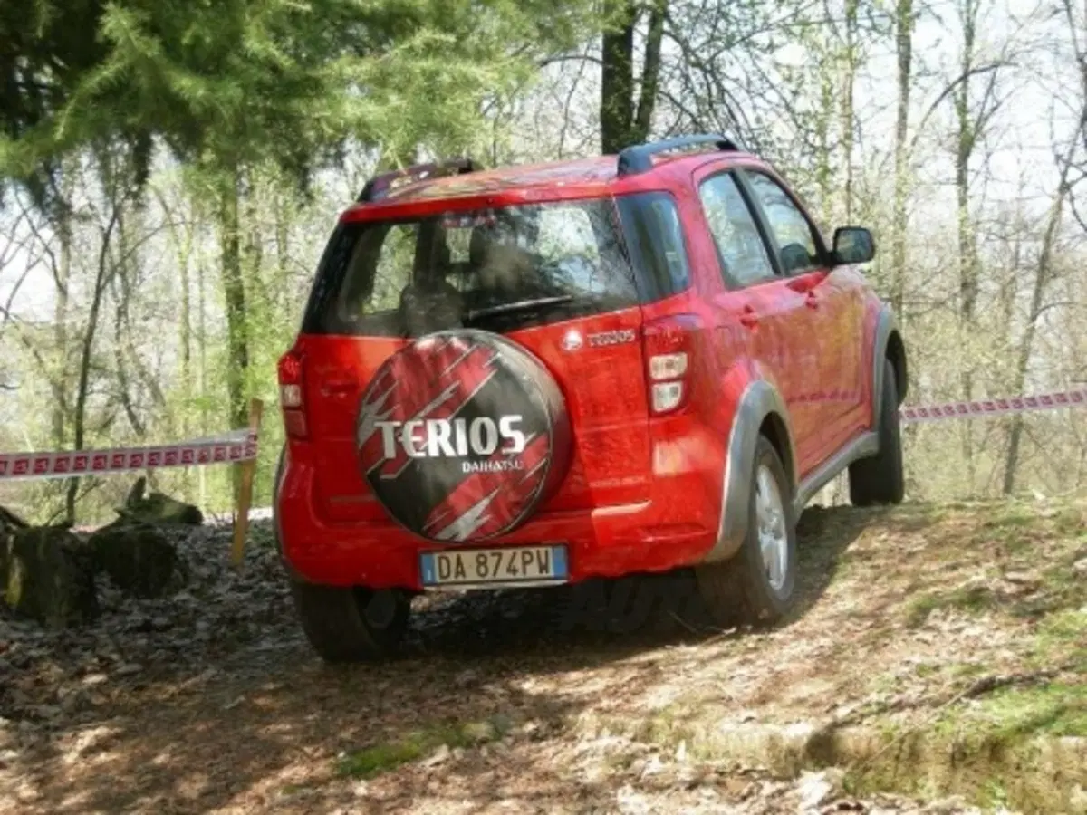 Daihatsu Terios (12)