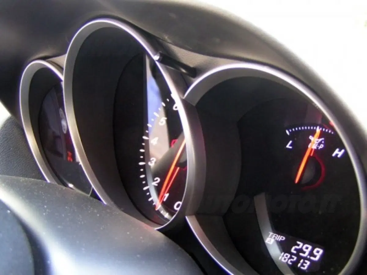Mazda RX-8 (34)