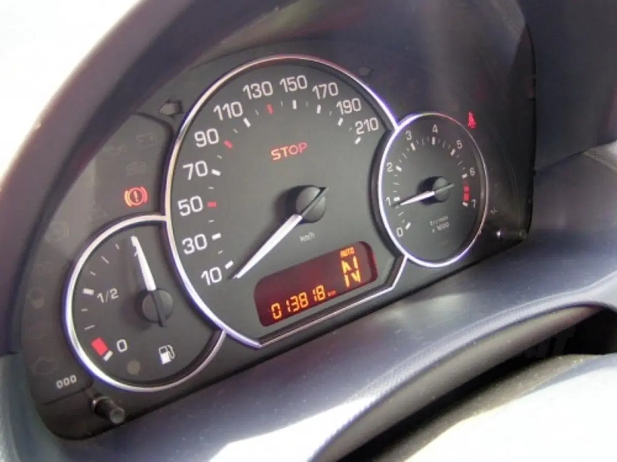 Peugeot 1007 (11)