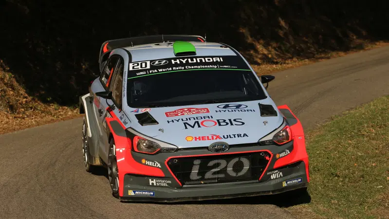 WRC con Hayden Paddon: Corsica
