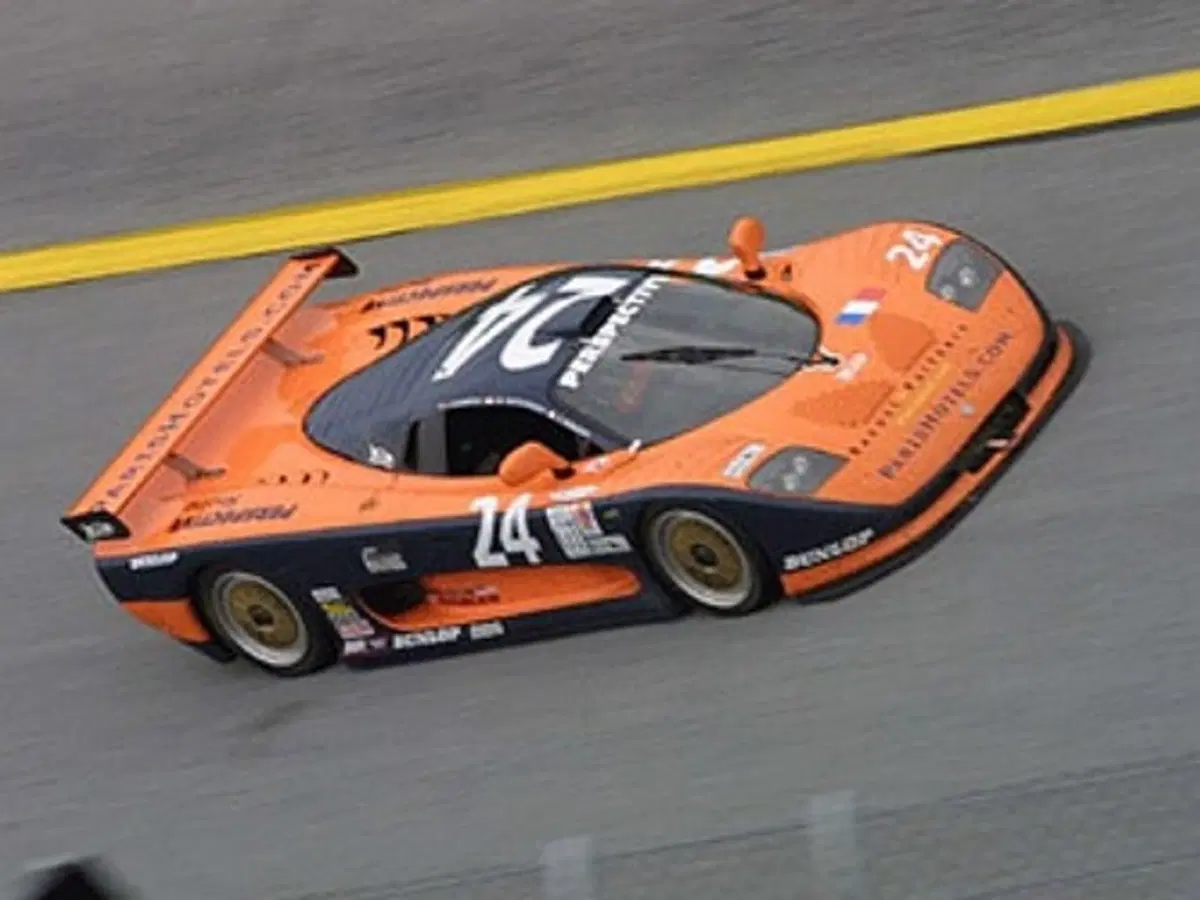 Mosler MT900 (7)