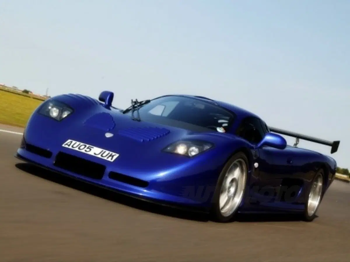 Mosler MT900 (17)