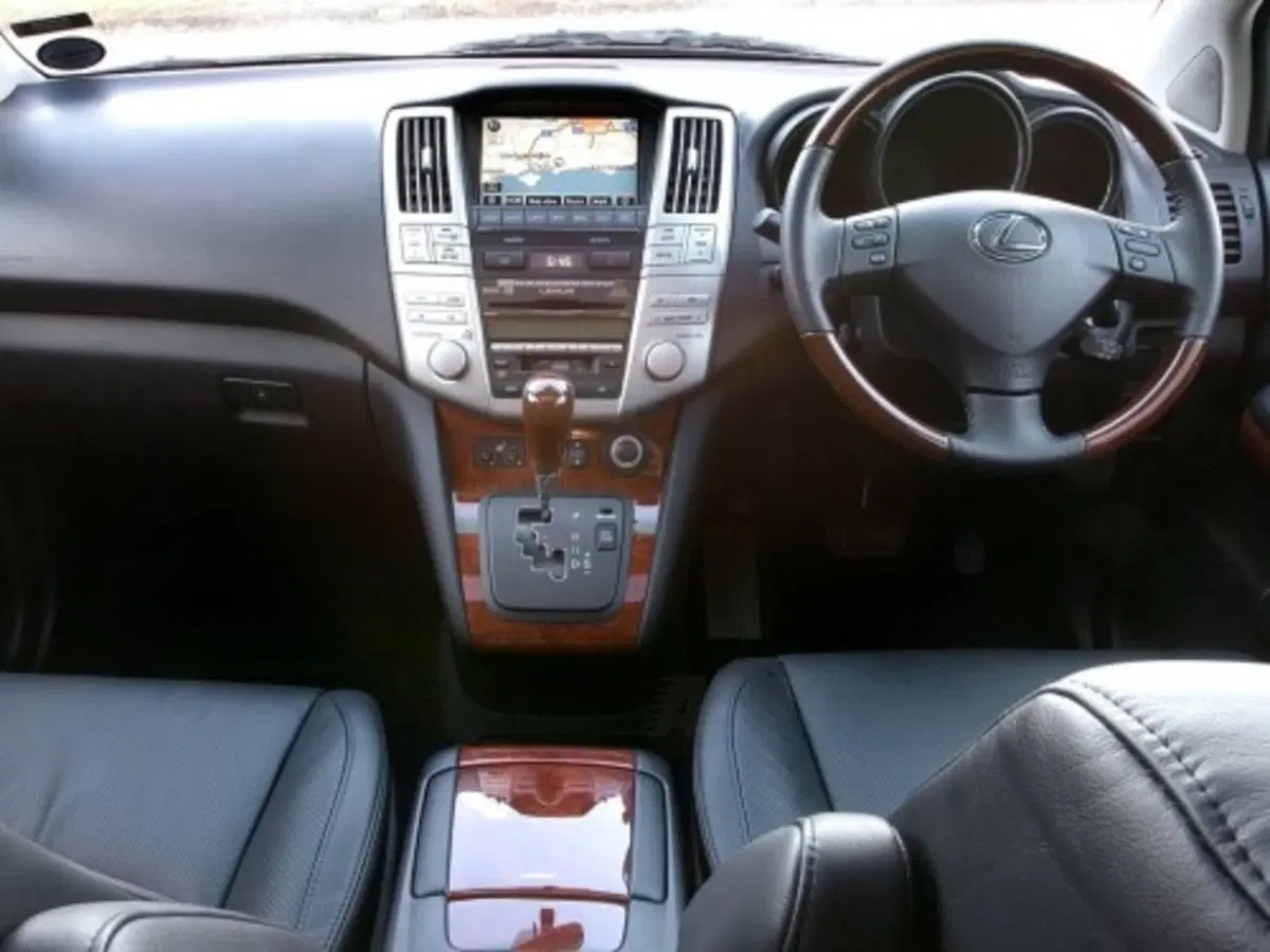Lexus RX 350 (3)
