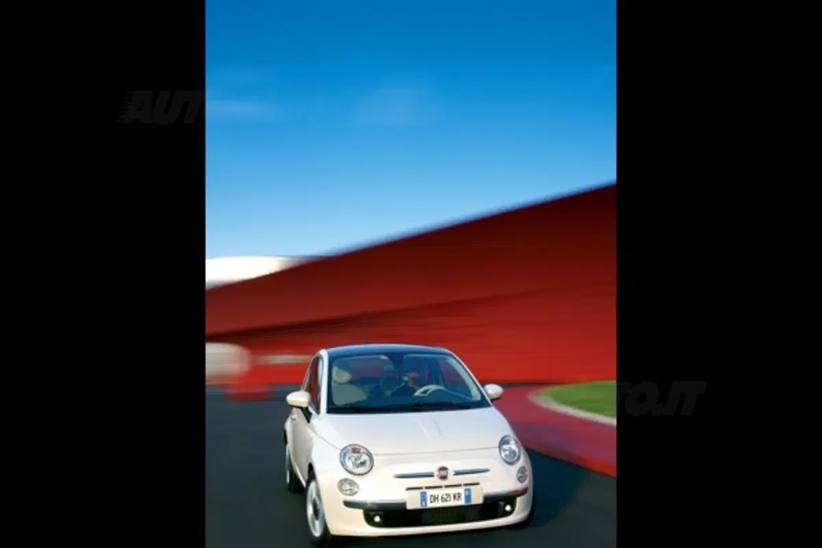 Nuova FIAT 500 (3)