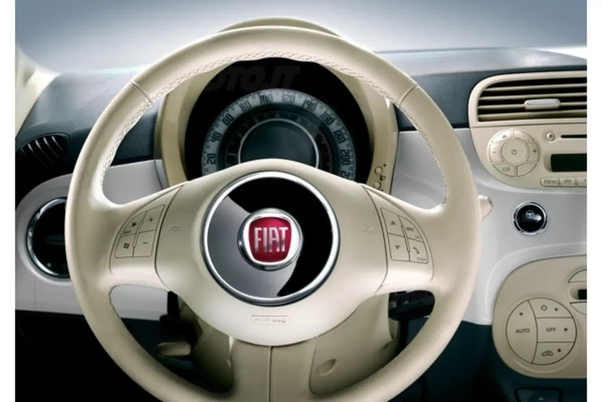 Nuova FIAT 500 (42)