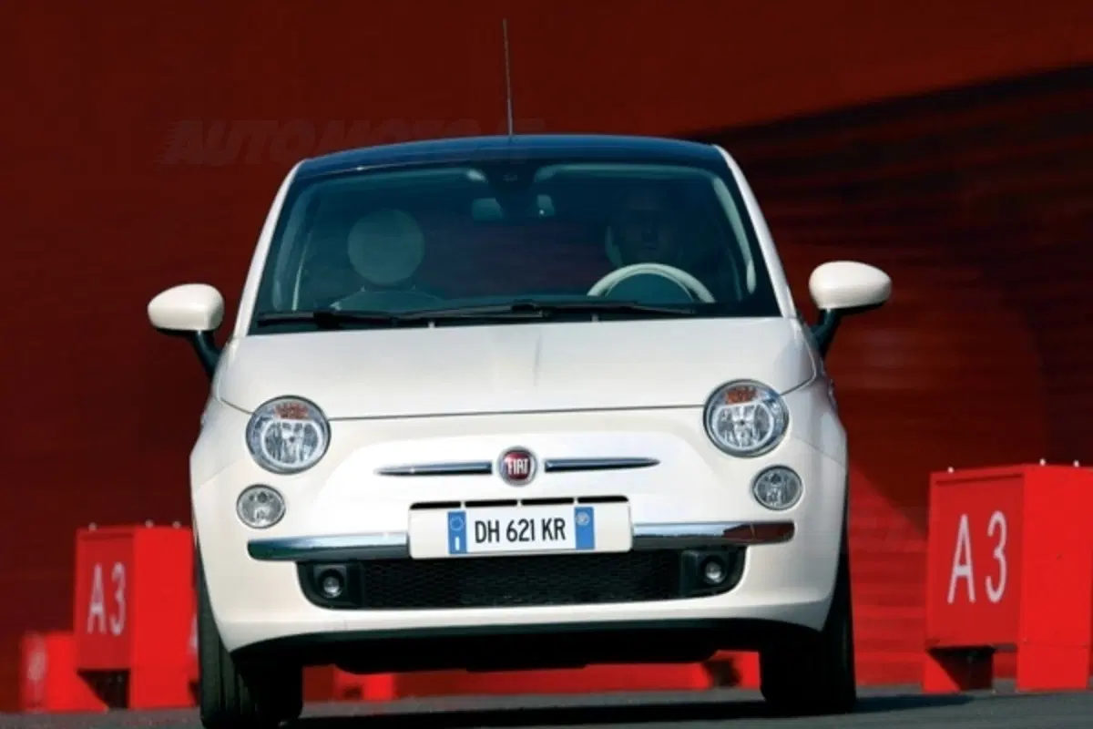 Nuova FIAT 500 (79)