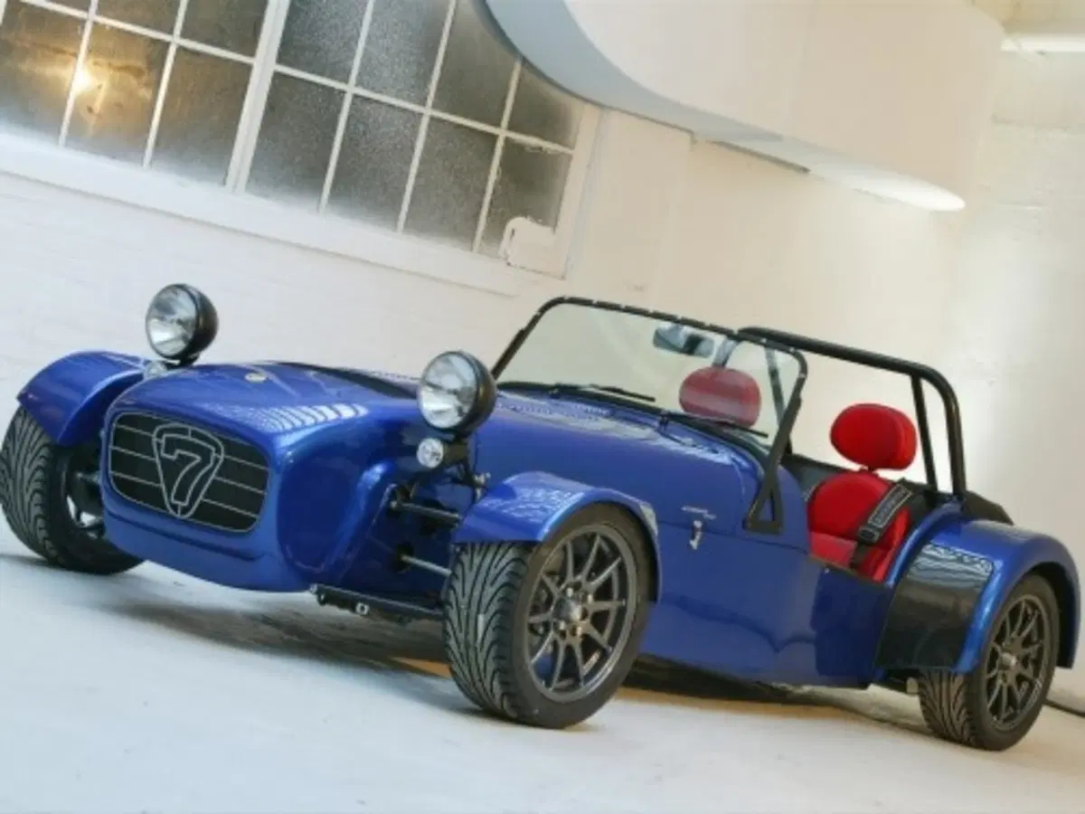 Caterham Seven CSR