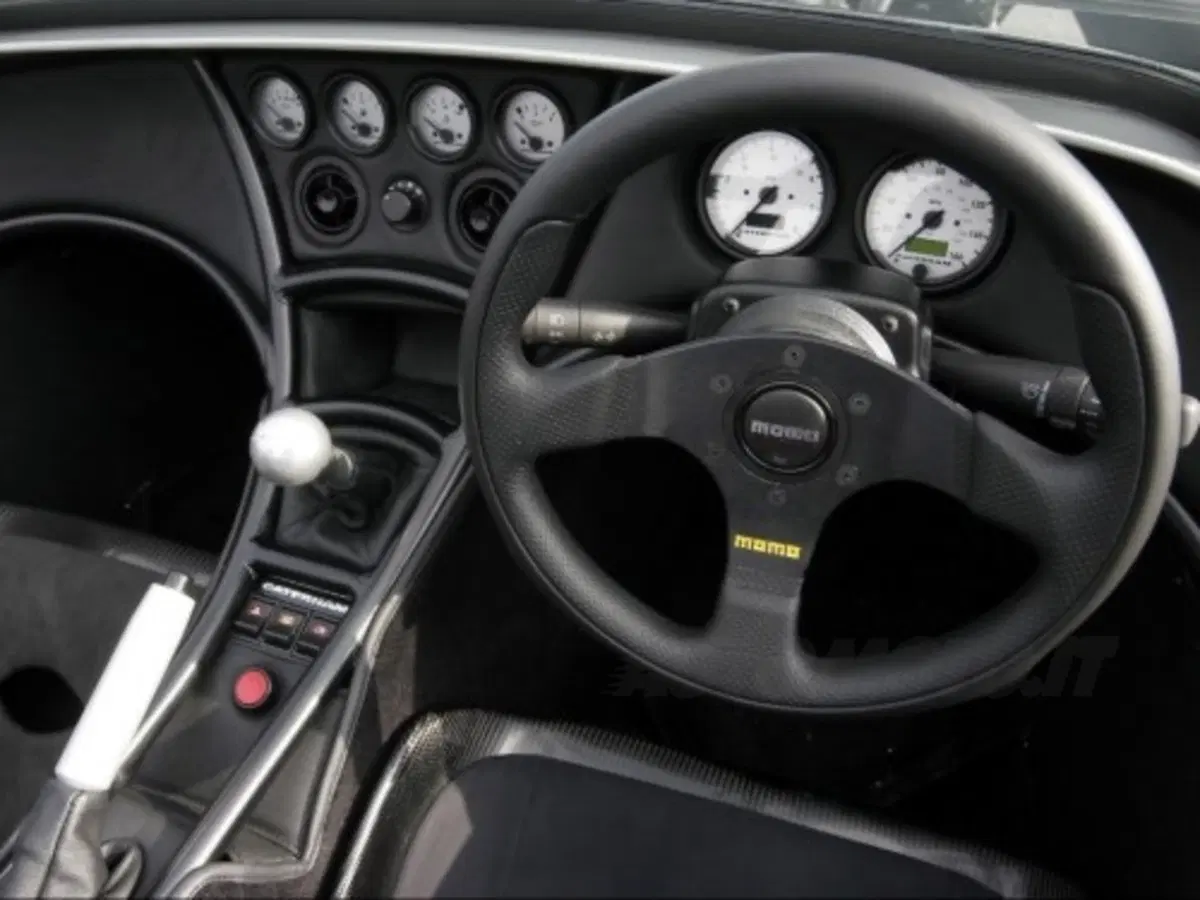 Caterham Seven CSR (4)