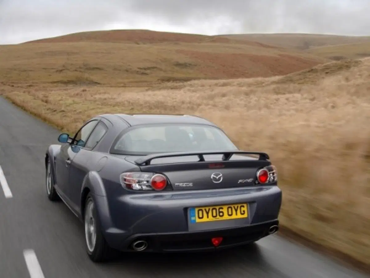 Mazda RX-8 PZ (2)