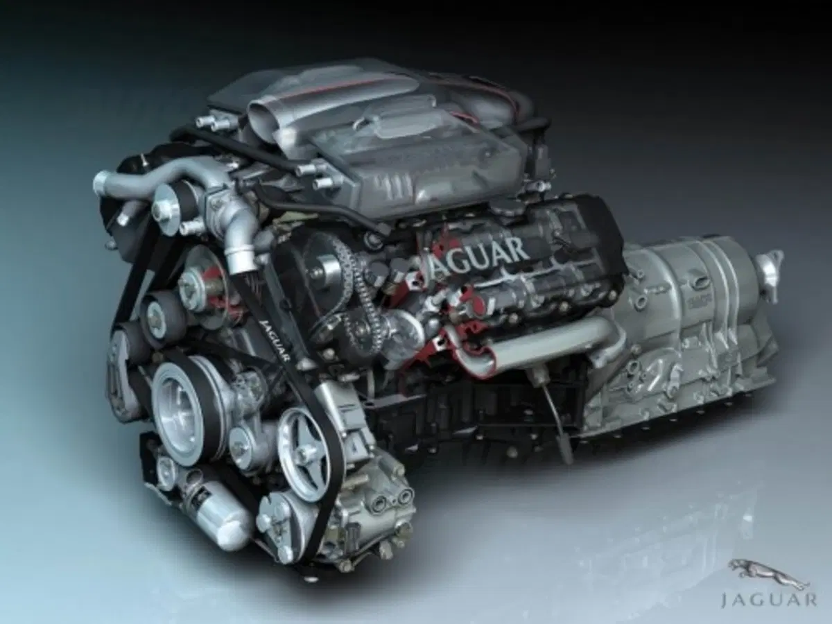 Jaguar da record 1.000 miglia con un pieno per la XJ 2.7 Diesel (2)