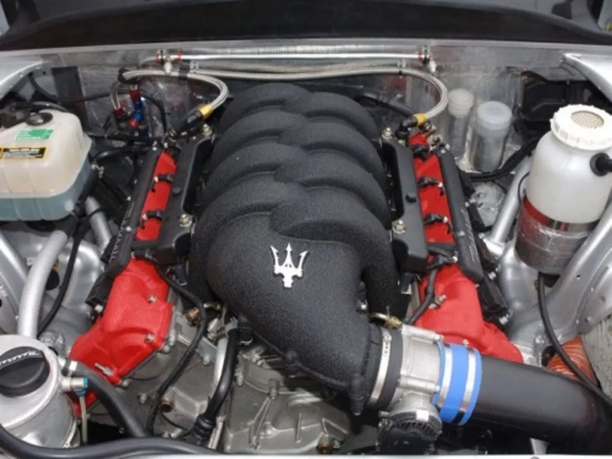 Maserati GranSport (2)