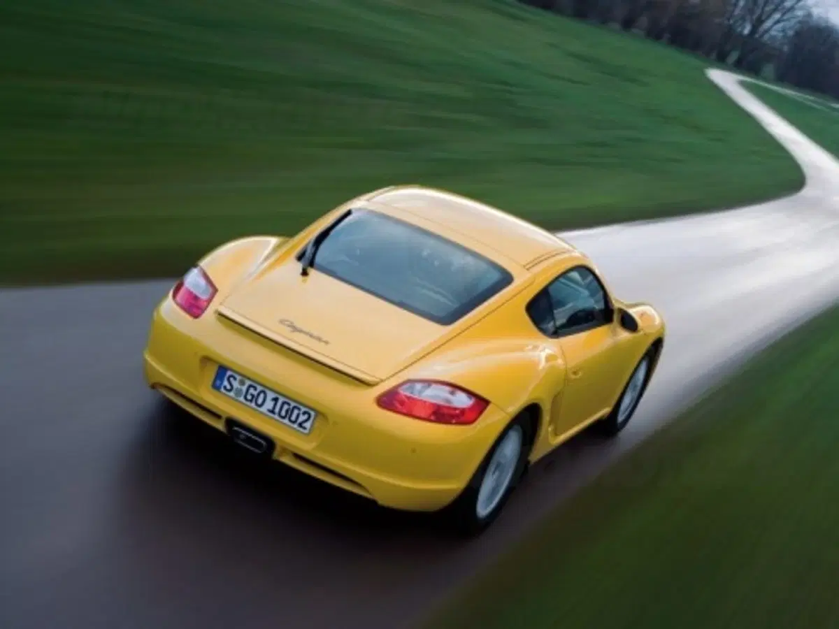 Porsche Cayman (2)