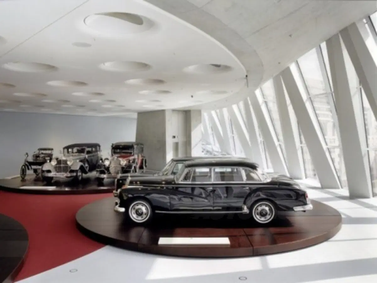 Museo Mercedes (7)