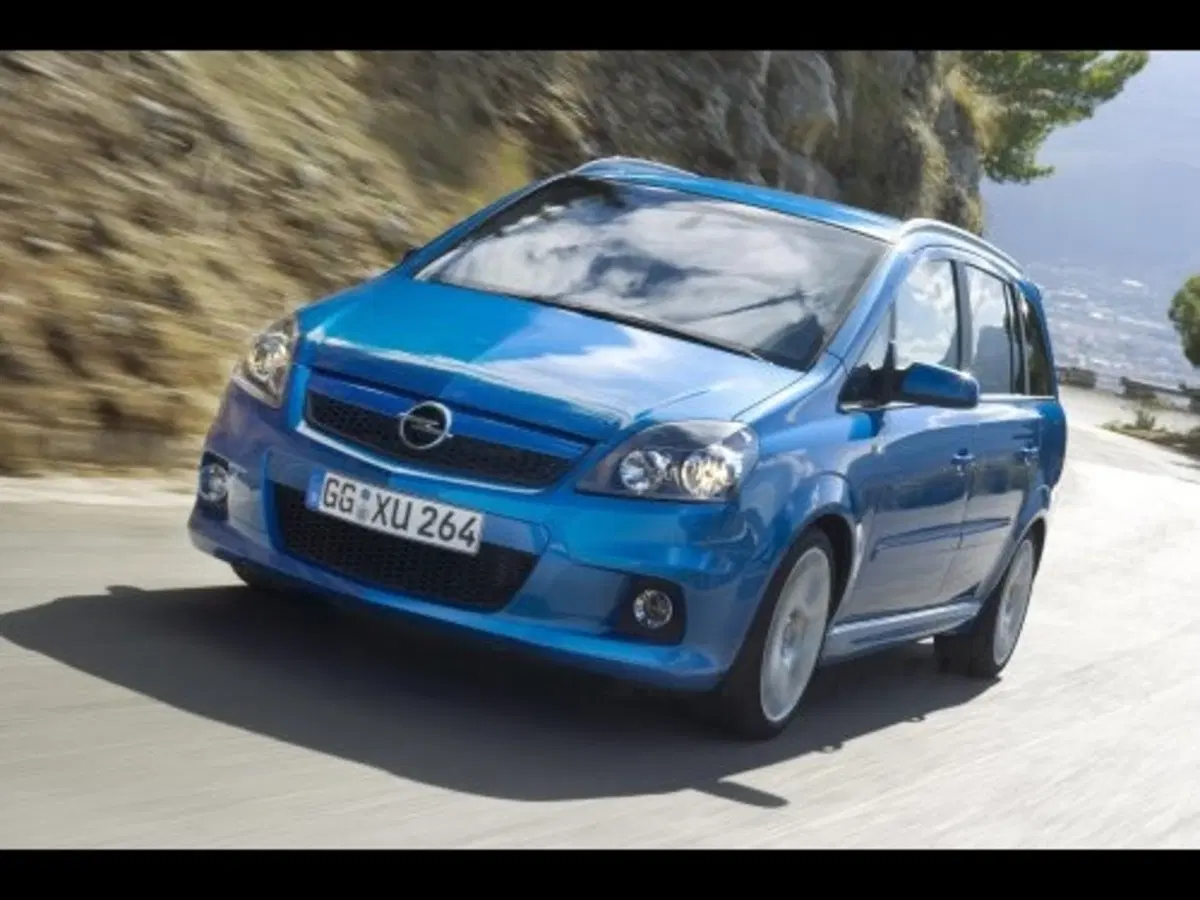 Opel Zafira OPC: record al 'Ring (6)