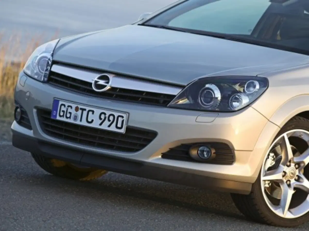 Opel Astra (3)