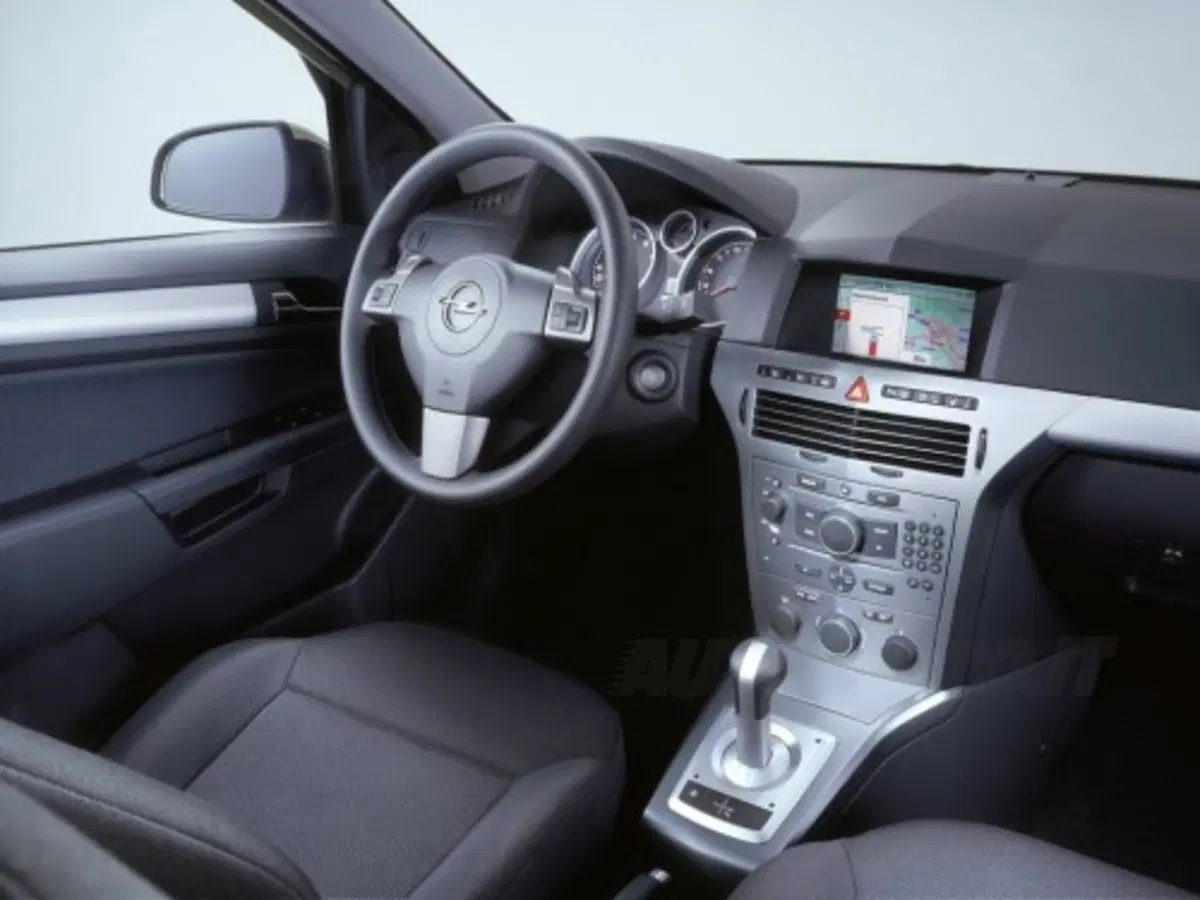 Opel Astra (6)