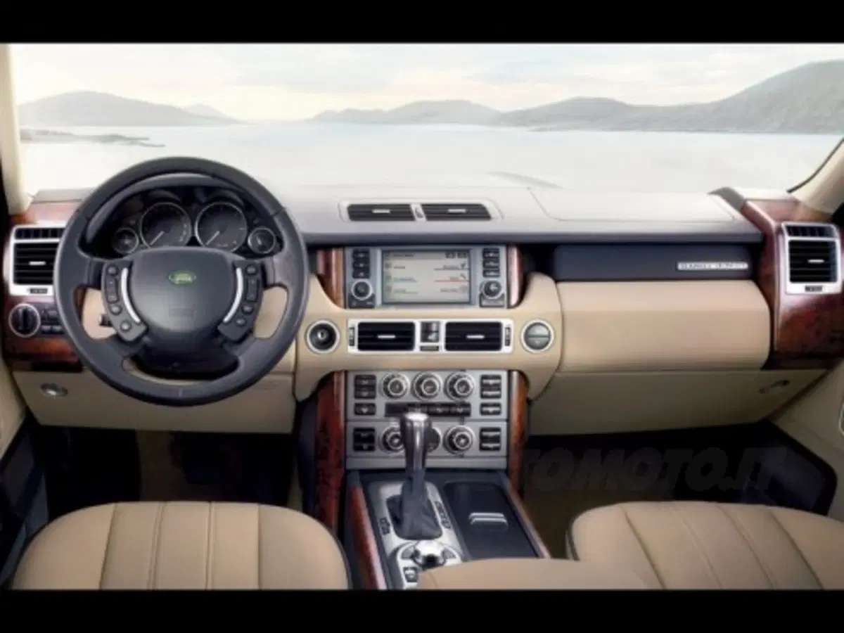 Nuovo Range Rover TdV8 (2)