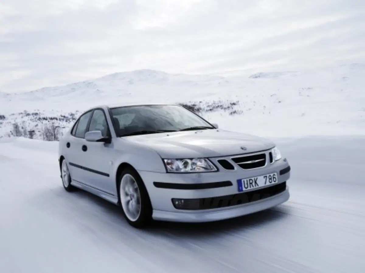 Saab cresce +40% delle vendite in Italia nel 2006. (11)