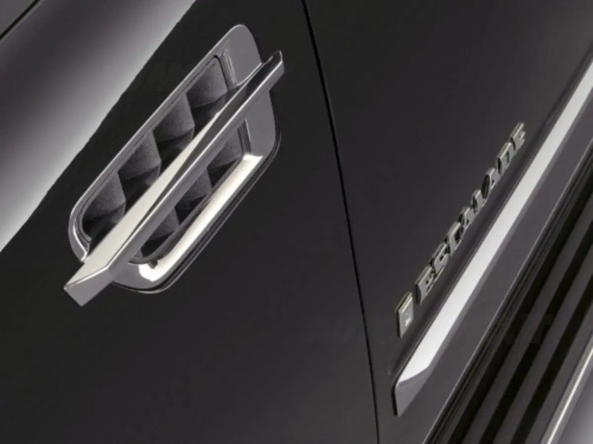 Cadillac Escalade (4)