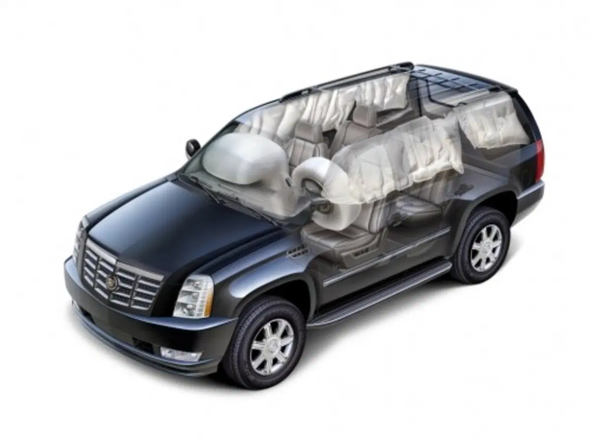 Cadillac Escalade (7)