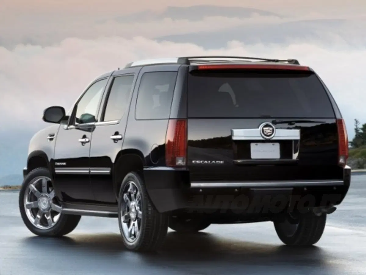 Cadillac Escalade (11)