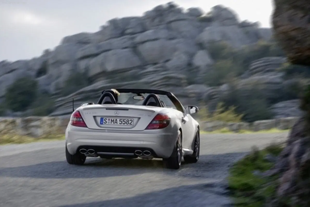 Mercedes SLK 55 AMG restyling (3)