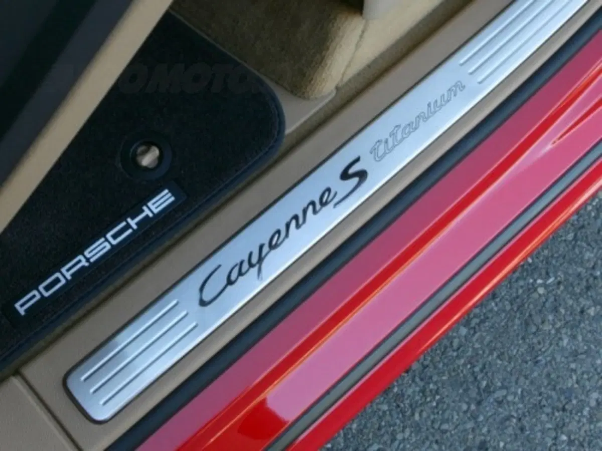 Porsche Cayenne S Titanium Edition (5)