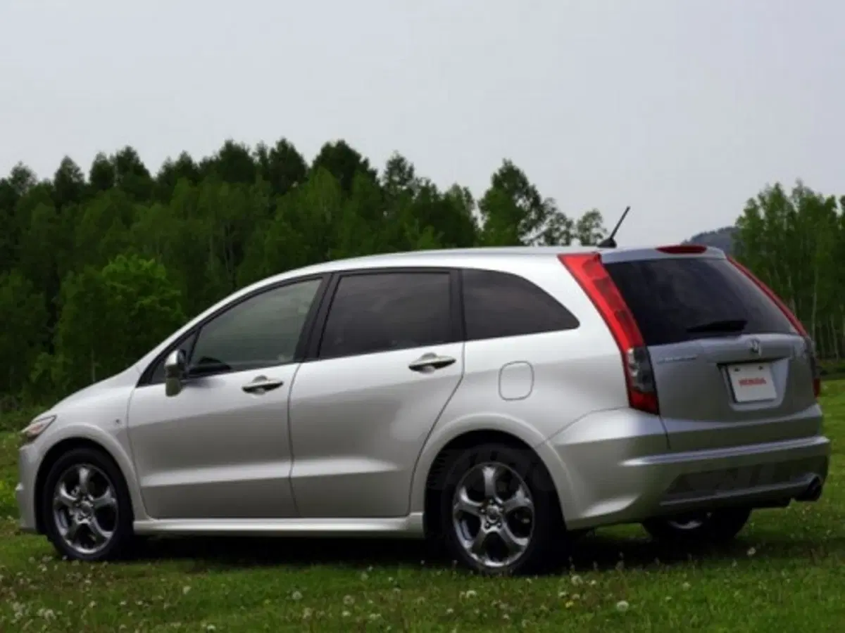 Honda nuova Stream (6)