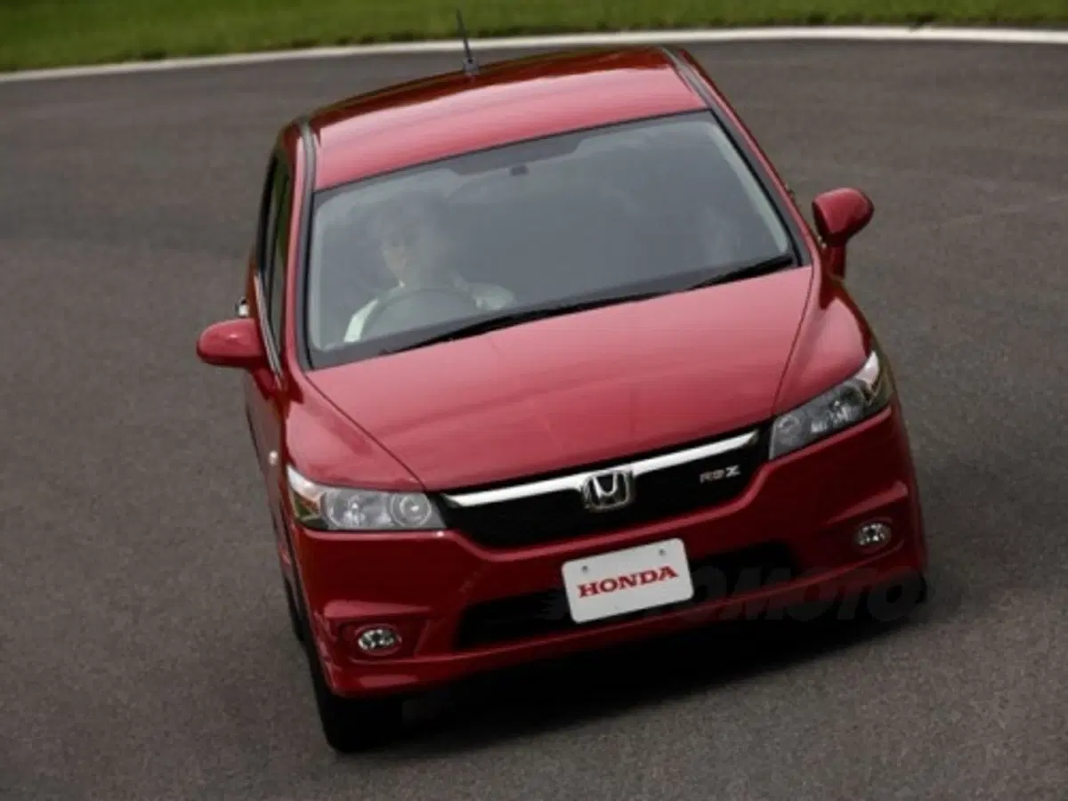 Honda nuova Stream (7)