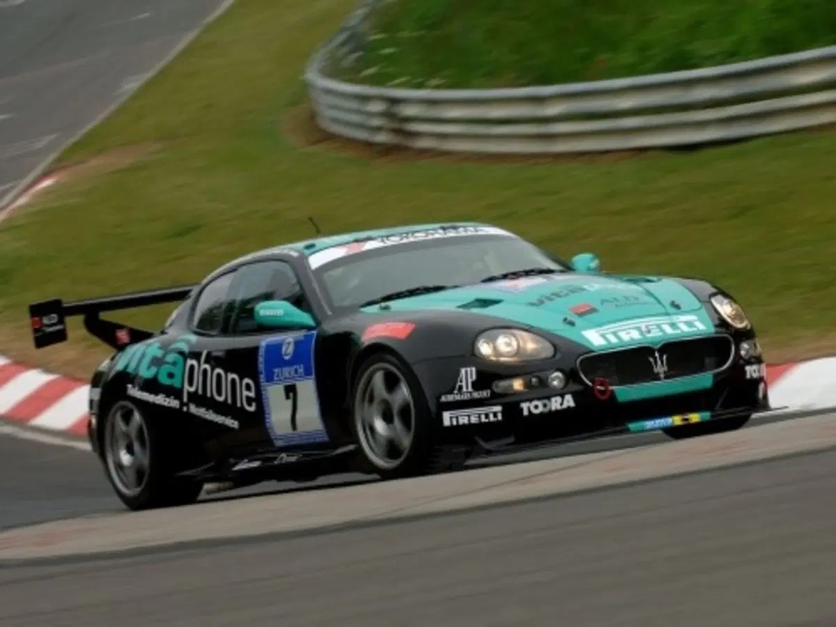 24 Ore del Ring: Maserati GranSport Trofeo affidabili e veloci (4)