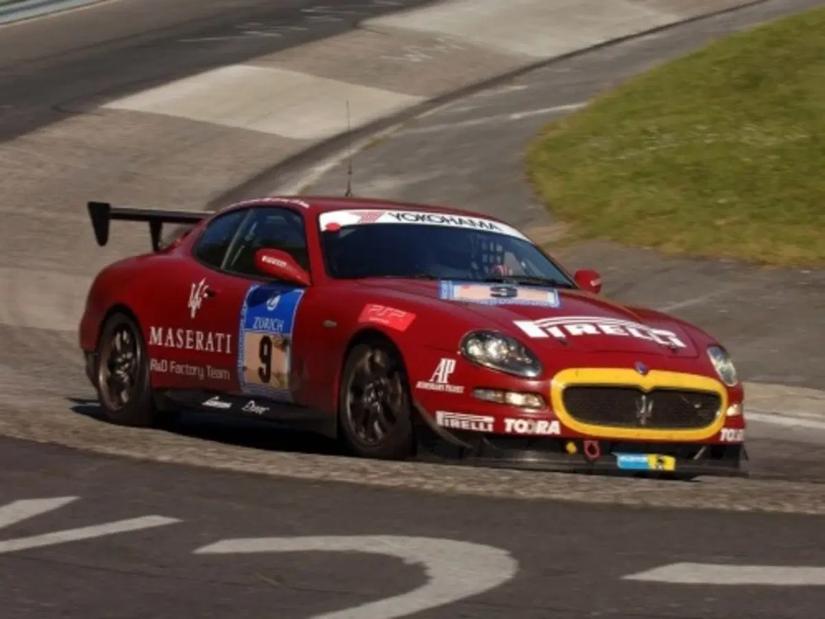 24 Ore del Ring: Maserati GranSport Trofeo affidabili e veloci (8)