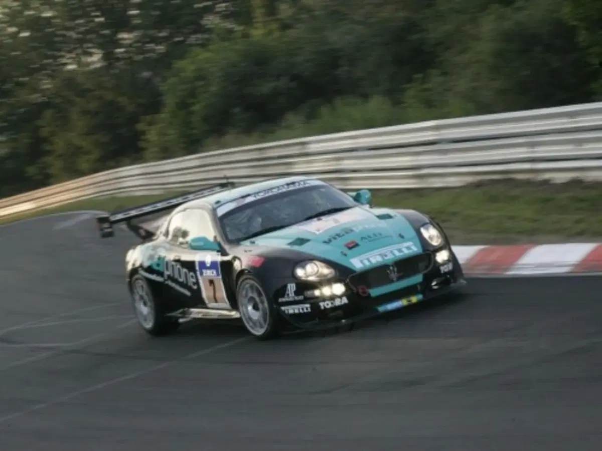 24 Ore del Ring: Maserati GranSport Trofeo affidabili e veloci (22)