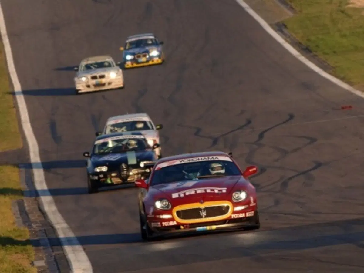 24 Ore del Ring: Maserati GranSport Trofeo affidabili e veloci (27)