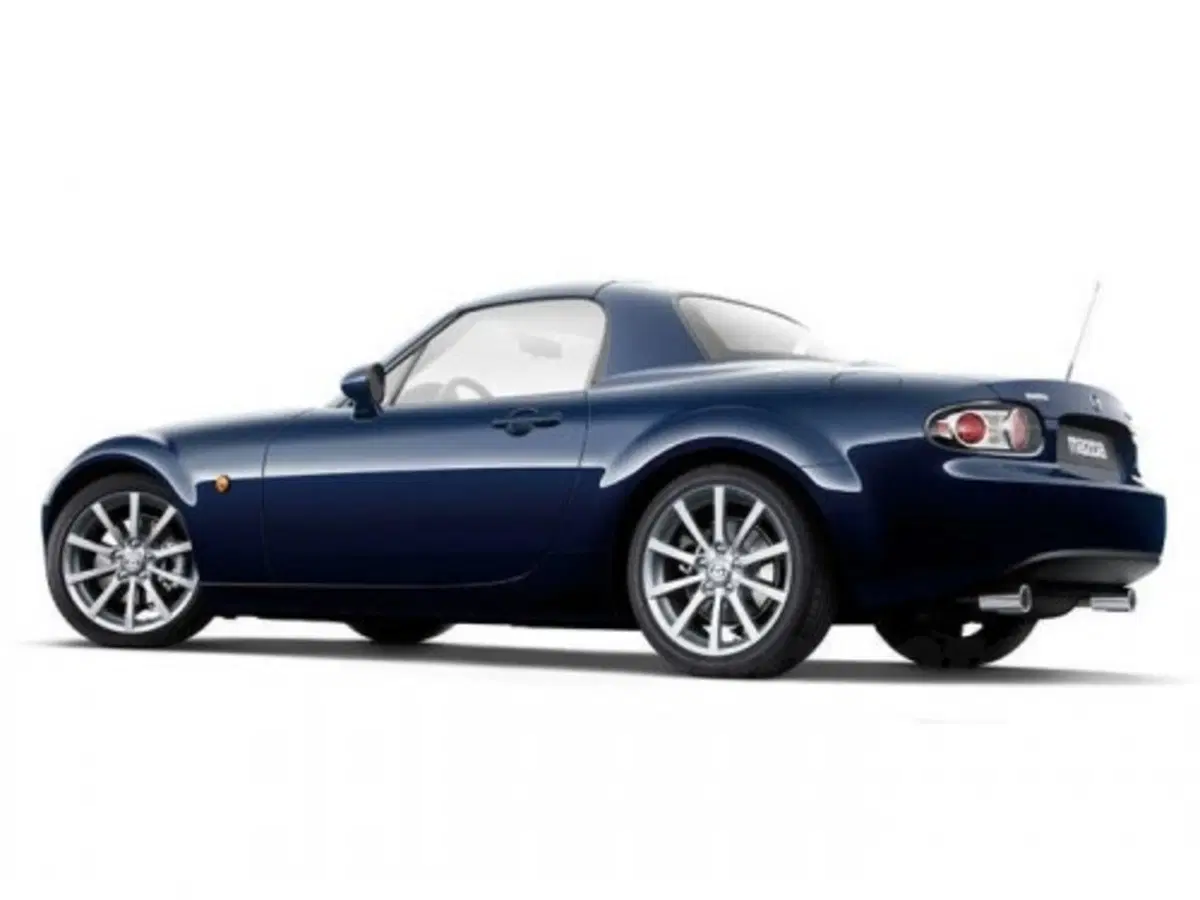 Mazda MX-5 Roadster-Coupé (4)