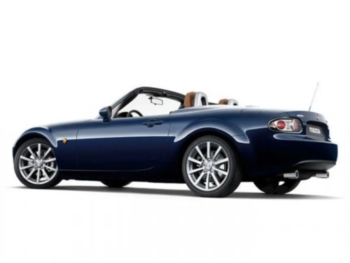 Mazda MX-5 Roadster-Coupé (12)