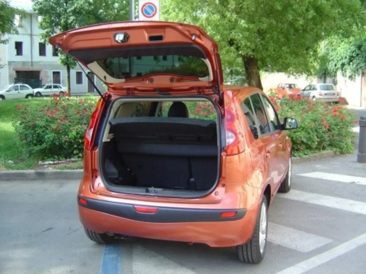 Nissan Note (10)