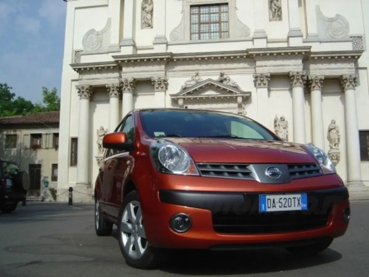 Nissan Note (11)