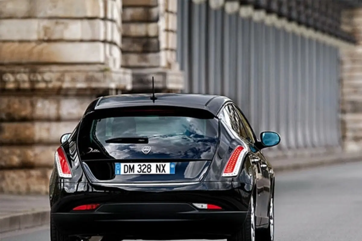 Nuova Lancia Delta (5)
