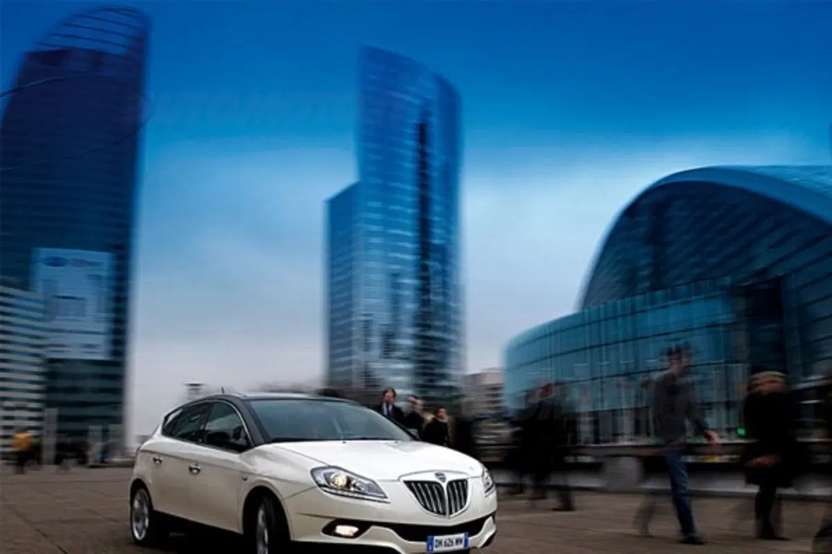 Nuova Lancia Delta (8)
