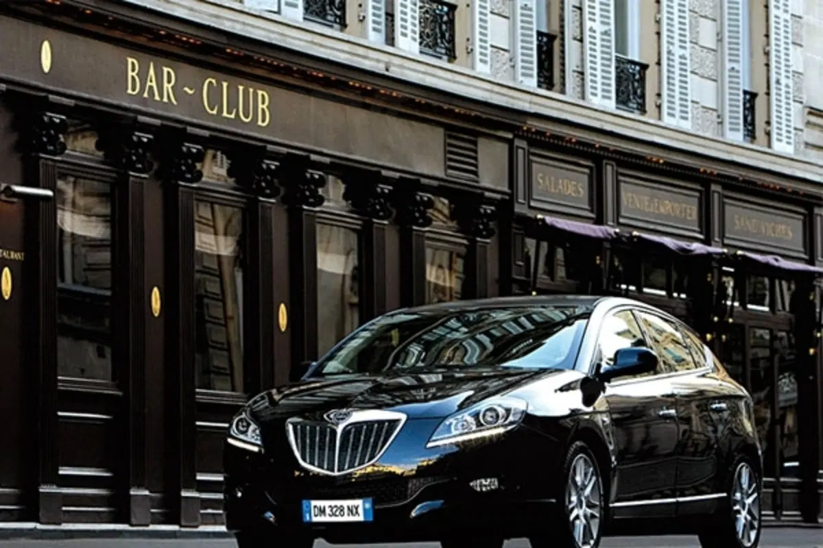 Nuova Lancia Delta (9)
