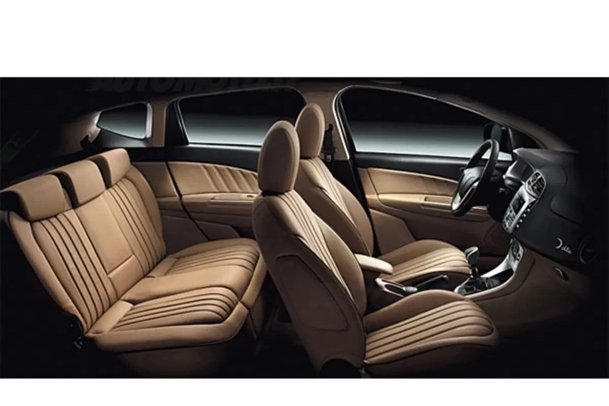Nuova Lancia Delta (15)