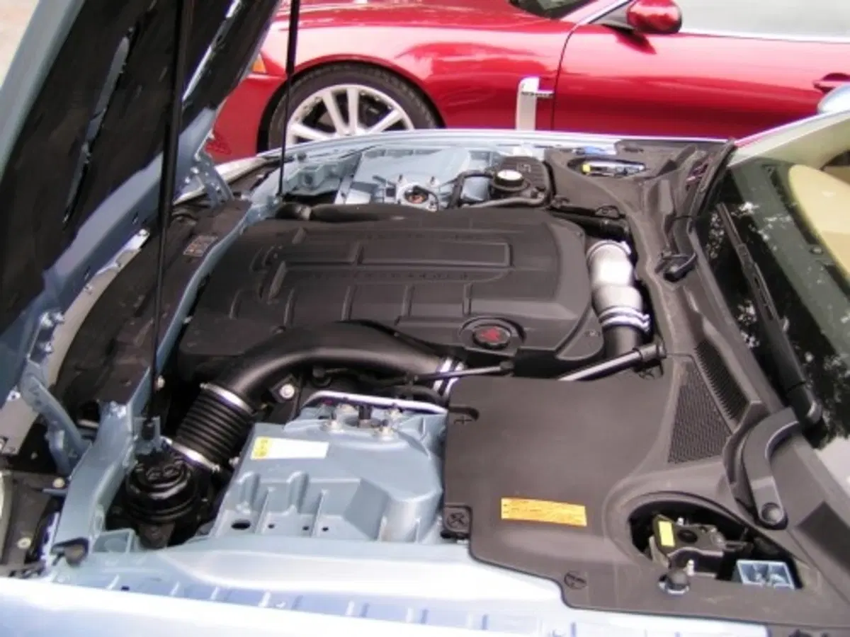 Jaguar XKR (61)