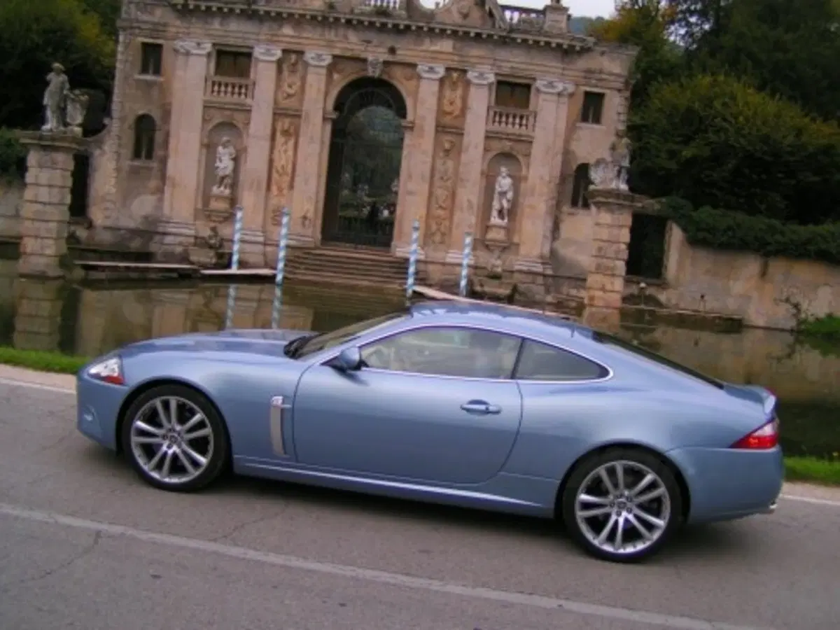 Jaguar XKR (63)