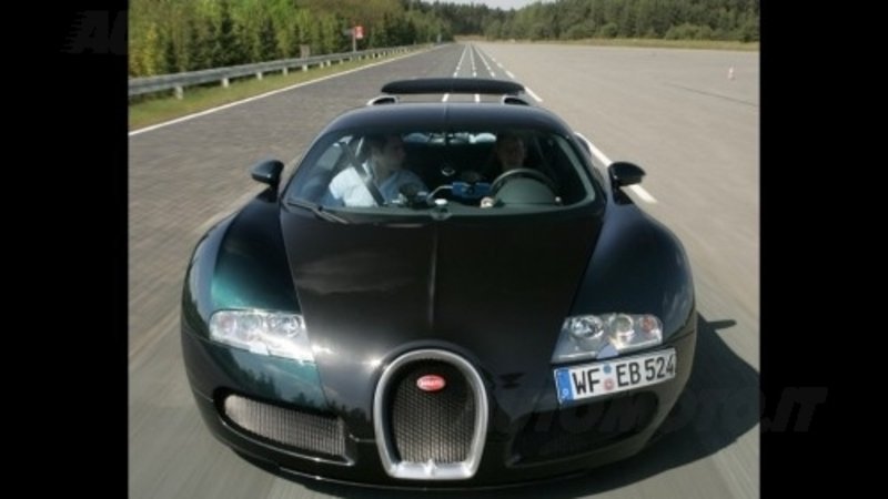 Record Bugatti: 9.9 secondi per lo 0-100-0...mph!