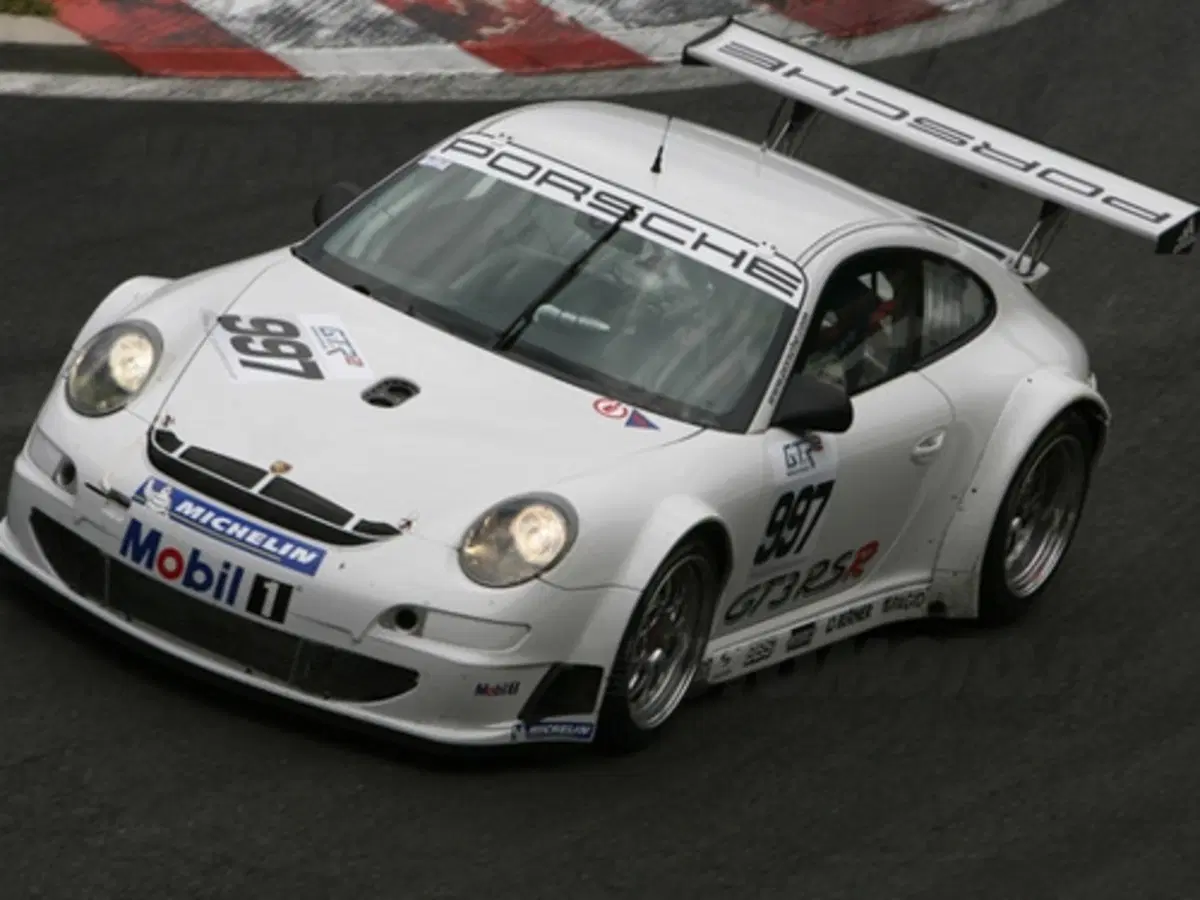 Porsche 911 GT3 RSR (997) (4)