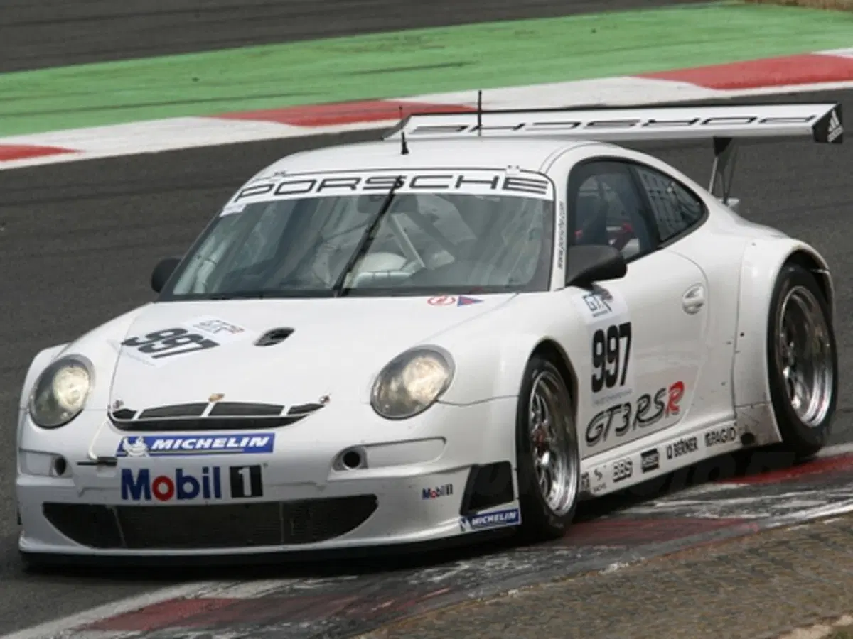 Porsche 911 GT3 RSR (997) (6)