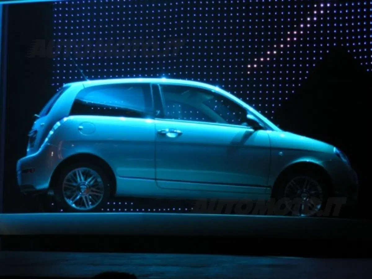 Lancia Ypsilon restyling (13)